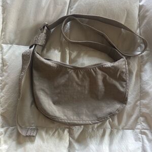 Baggu Small crescent (Dove)